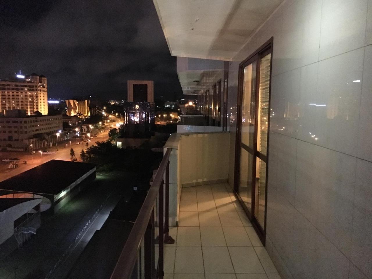 Djeug'Appart Hotel Yaounde Bagian luar foto